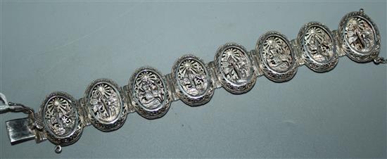 A Peruvian articulated silver bracelet